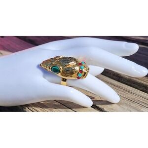 VTG Richelieu Gold Tone Snake Head Statement Ring Green Eyes Size 6.5 Runway